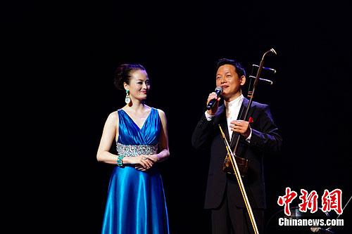 众多国内歌手献艺无锡大剧院4