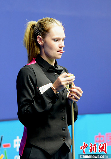 斯诺克女王埃文斯无锡首战中国小将朱英辉