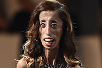 快讯:新疆就"7.5"事件举行新闻发布会——中新网