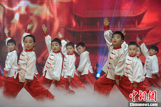 �Ͼ�����������ϱ����ٶ��������ݡ������̡�