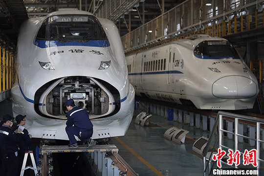 �����Ǽʶ�������족���ϴ���