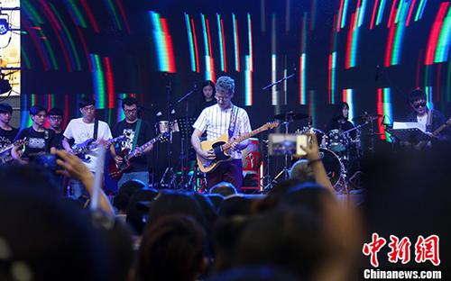 �з��ֶ������������������ڸ��ܷ�������