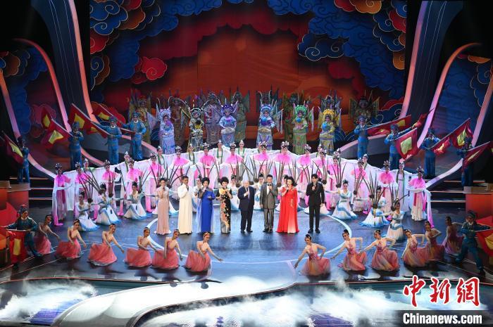 戏曲名家同台“飙戏”粤港澳大湾区文化艺术节在穗开幕