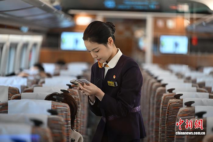 沈阳客运段“共青团号”班组春运纪实