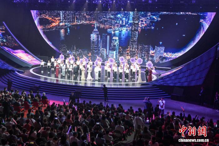 庆祝香港回归祖国29周年“香江奋进启新程”文艺晚会举行