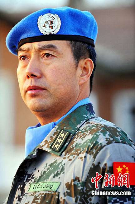 中国利比里亚维和部队官兵进行军事技能训练