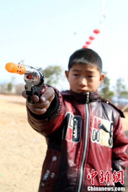 玻璃弹珠上的童趣