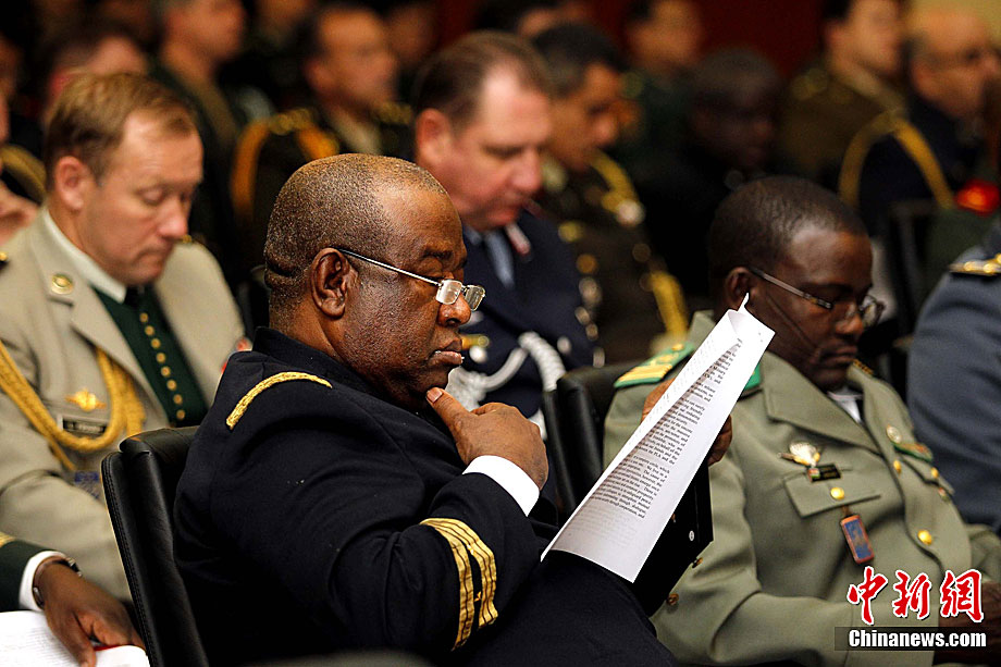 外国驻华武官聚首中国国防部