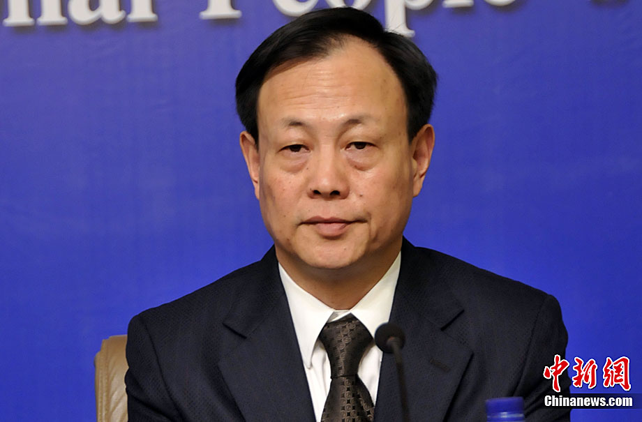 公安部经济犯罪侦察局局长孟庆丰参加加强知识产权保护记者会