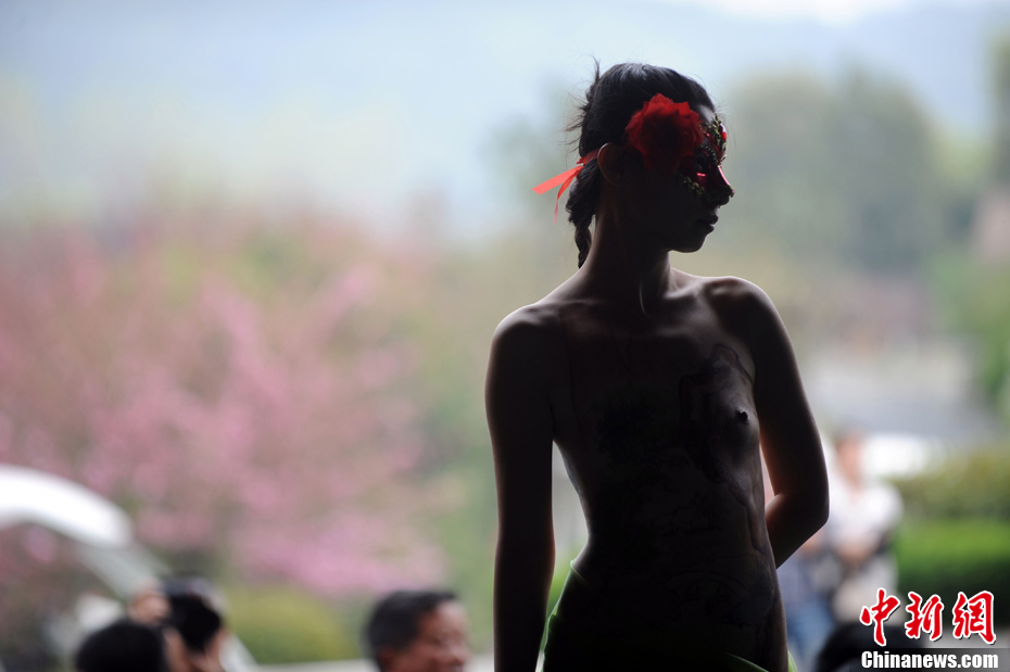 ����ʻ澪�ް��ն������ξ���