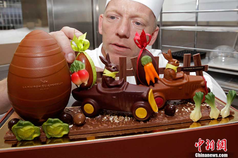 揭秘复活节巧克力制作全过程