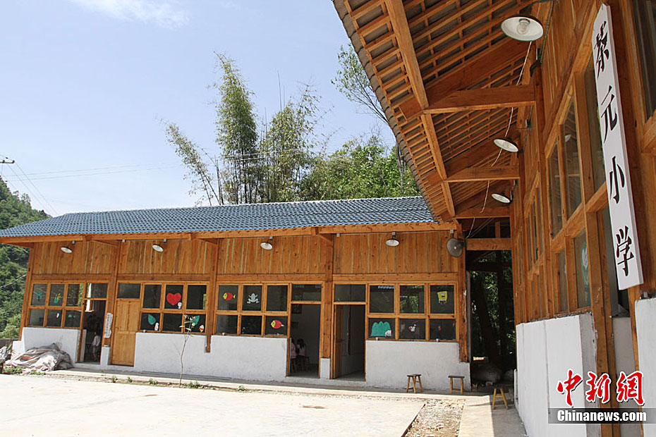 汶川地震三周年：陇南有所七个学生的小学校