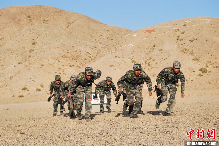 甘肃省军区某边防连大漠戈壁戍边卫国