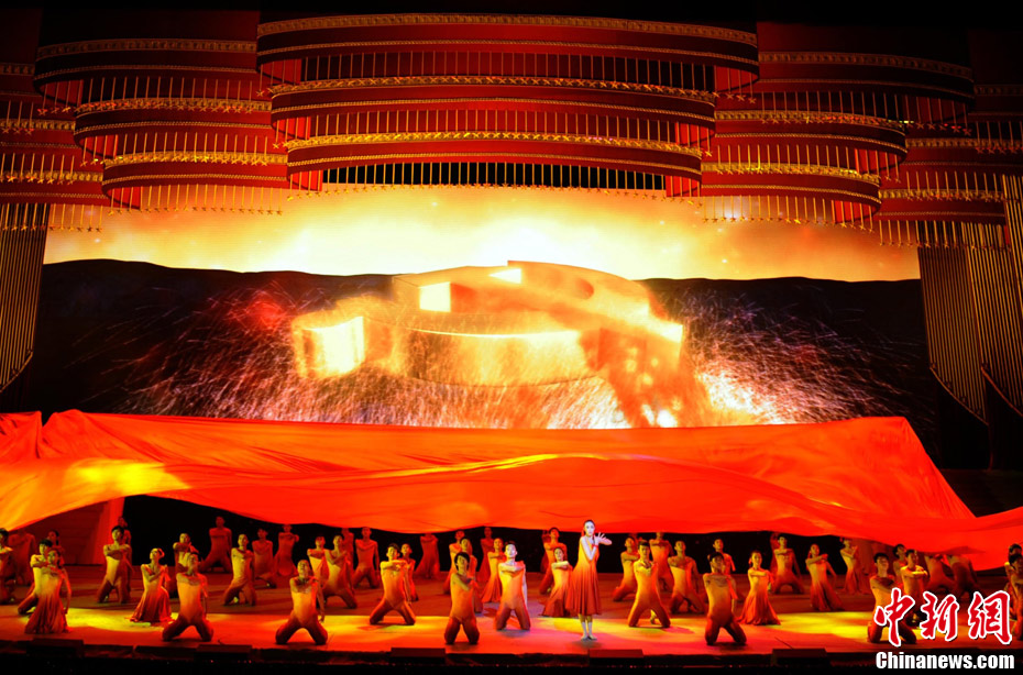 建党90周年文艺晚会我们的旗帜首次与观众见面