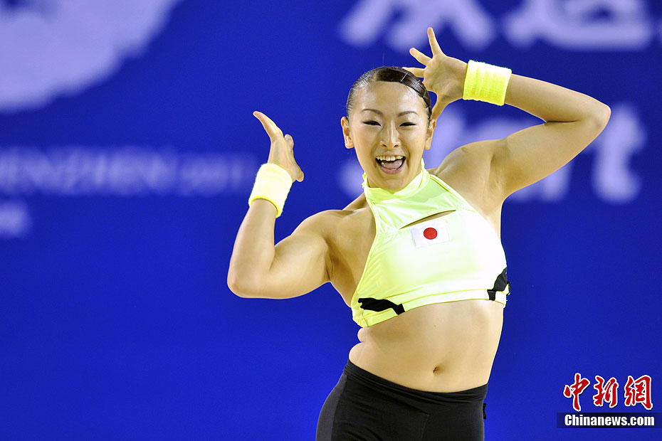 大运会健美操开赛尽展当代大学生青春风采