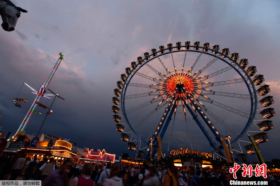 德国慕尼黑啤酒节盛大开幕