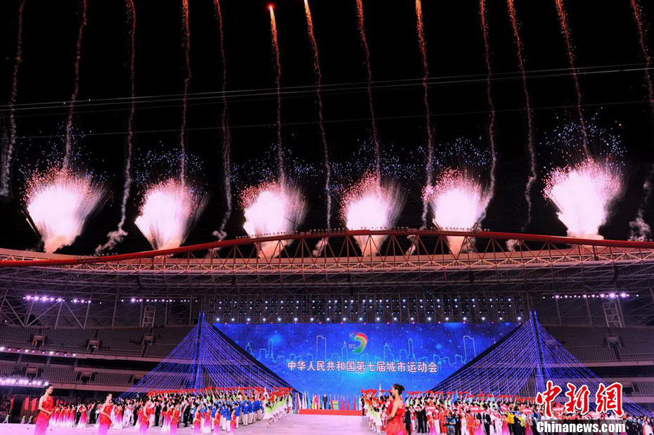 ���߽�ȫ�������˶����ϲ���Ļ