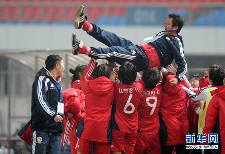 �й�U-16Ů��ƽ��������������