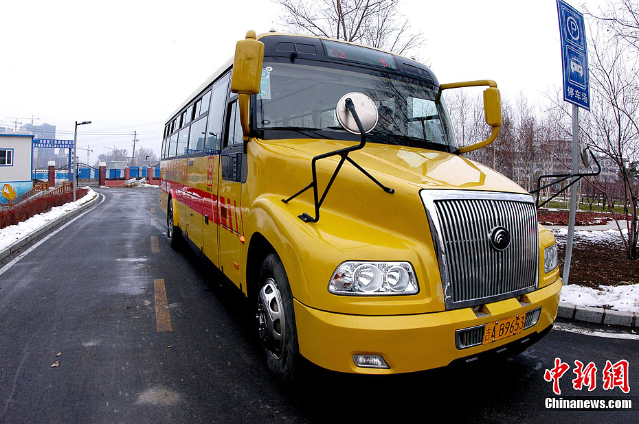 大鼻子校车现身长春市幼儿园17