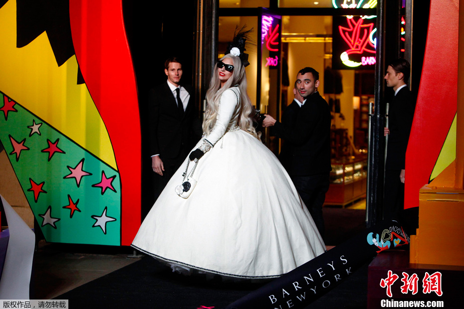 LadyGaga��������װ������ Ϊ�Լ�ר�������