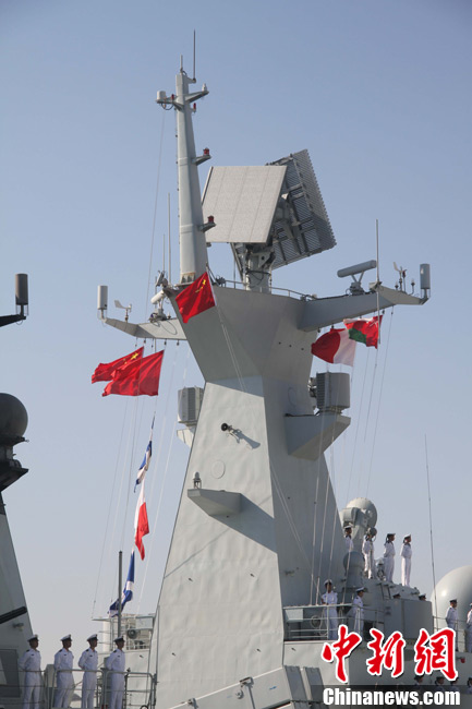 中国海军舰艇访问阿曼
