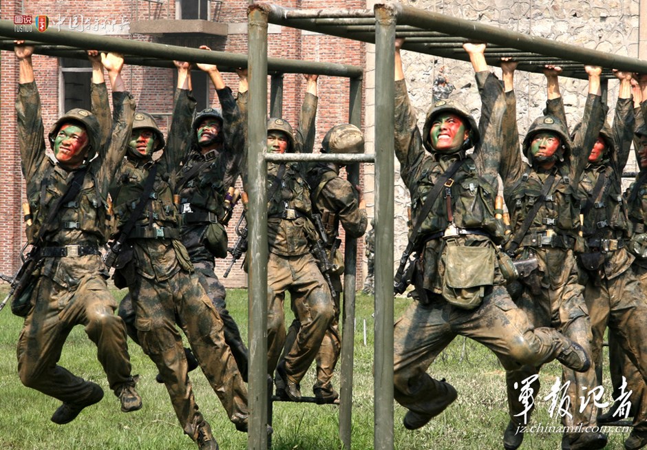 图说中国特种兵利剑