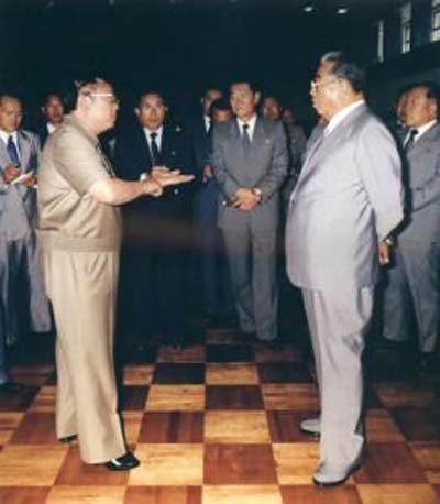 ����������ճɺͽ����յĺ�Ӱ