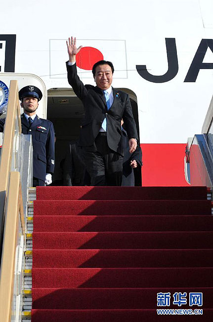 日本首相野田佳彦抵达北京开始访华