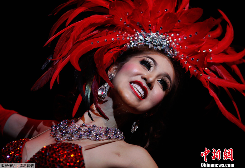 ̩������������ ���ޡ���Ů�����˴���