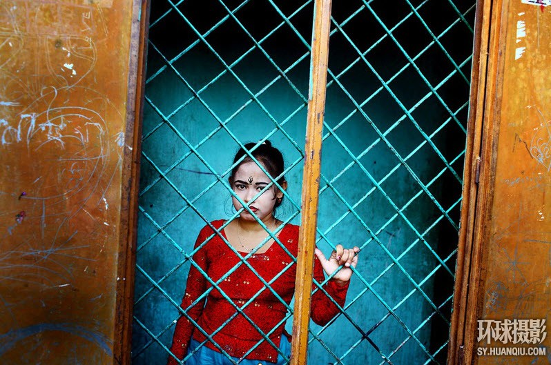 纪实摄影雏妓的眼泪