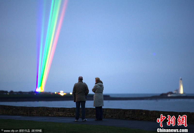 ������ʺ硱����Ӣ������ӭ�׶ذ���