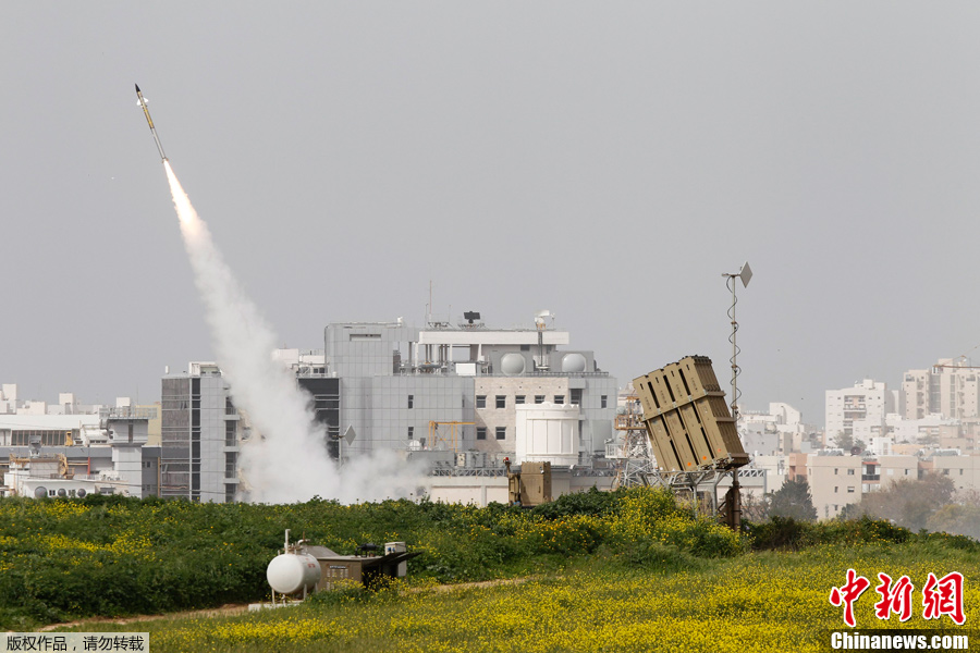 ���Ա�����3�������س�ͻ