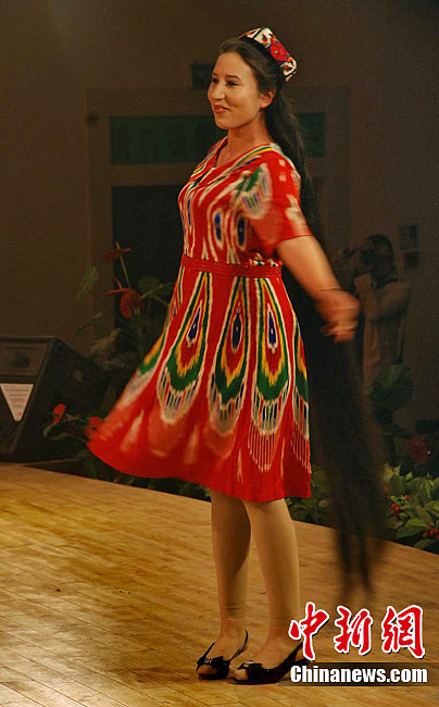 新疆莎车县女性风采大赛让人赏新悦目