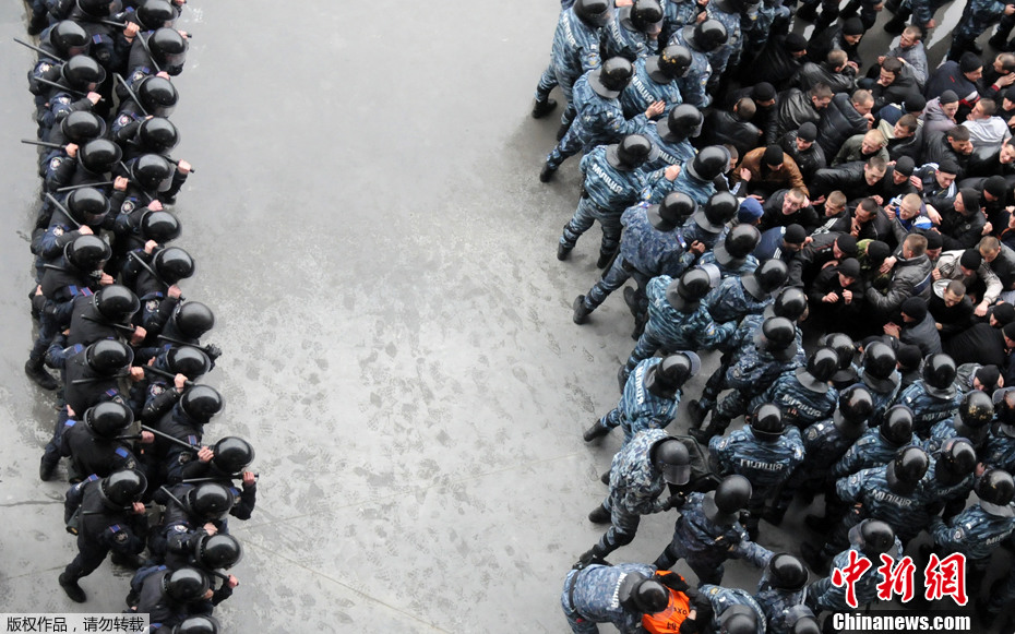 �ڿ����������������ϰ Ϊ2012ŷ�ޱ����ݻ���