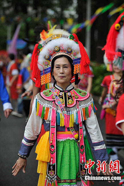 4月29日,2012中国昆明国际文化旅游节昆明狂欢节在春城昆明开幕.