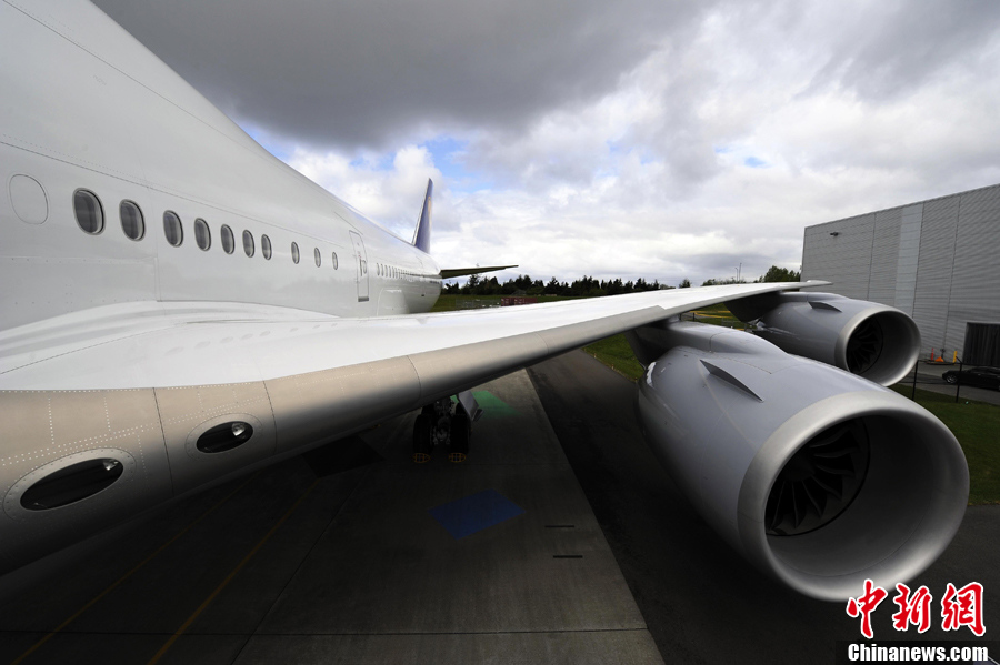 世界最先进洲际客机波音7478正式交付使用