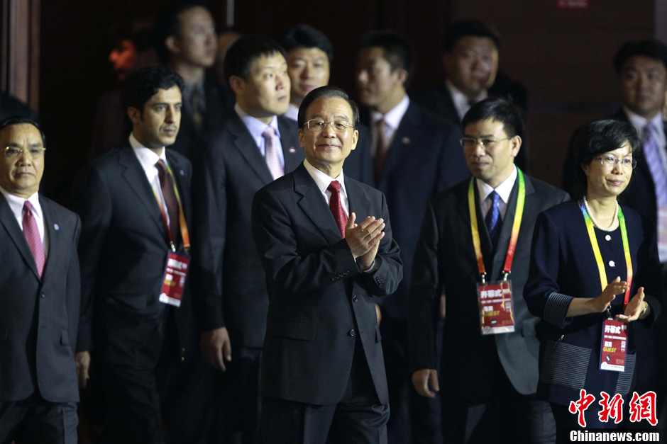 �¼ұ���ϯ�����ῪĻʽ