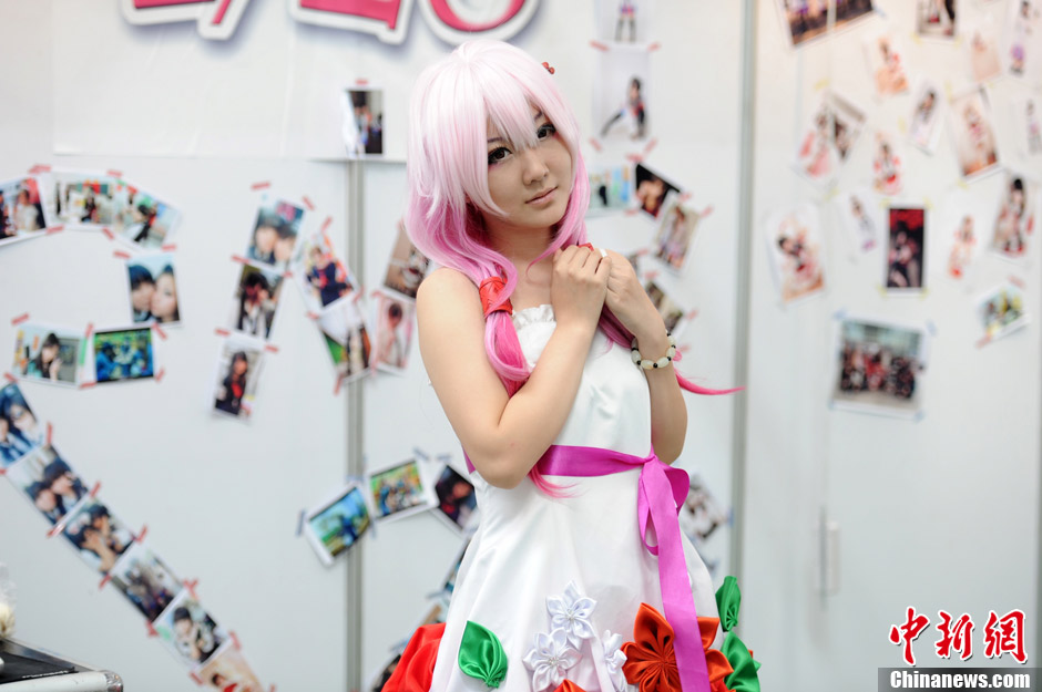�ڶ��춯���Ļ��ڿ�Ļ �������ݡ�COSPLAY����