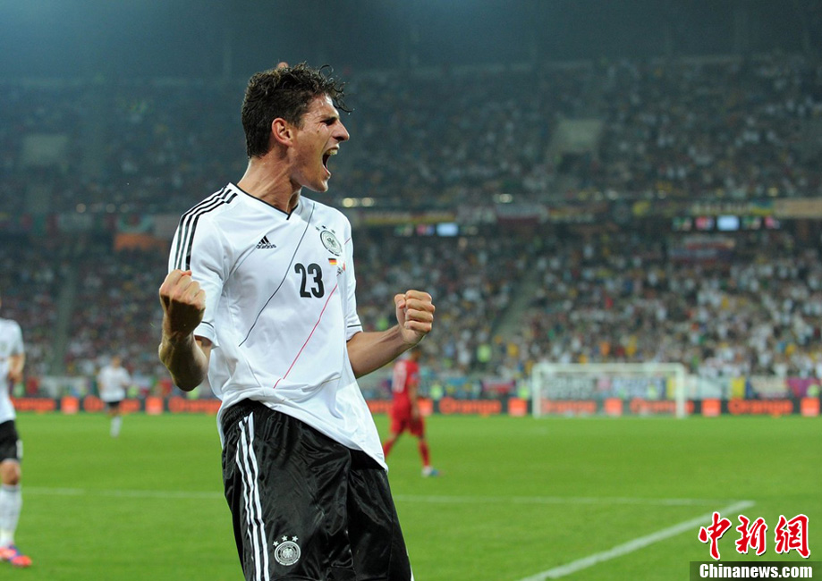 ŷ�ޱ����¹�1-0ʤ������ ����˹����һ��