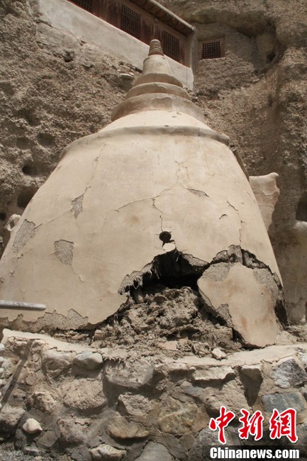 莫高窟姊妹窟榆林窟遭暴雨多个舍利塔损坏