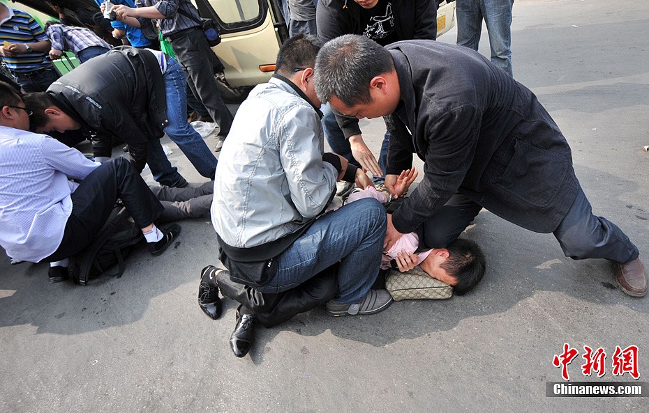 �Ͼ�������ȭ�����ܶ���ն����