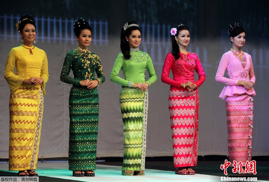 缅甸妇女节欢度有绝招民族风情侣装致敬半边天