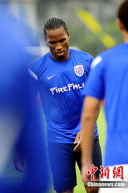 上海申花备战中超德罗巴随队首训