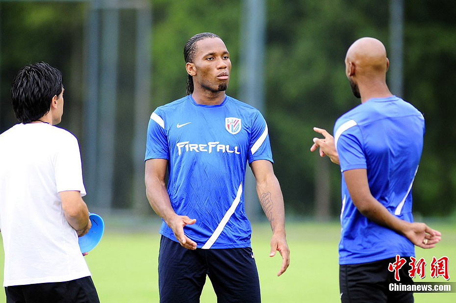 上海申花备战中超德罗巴随队首训