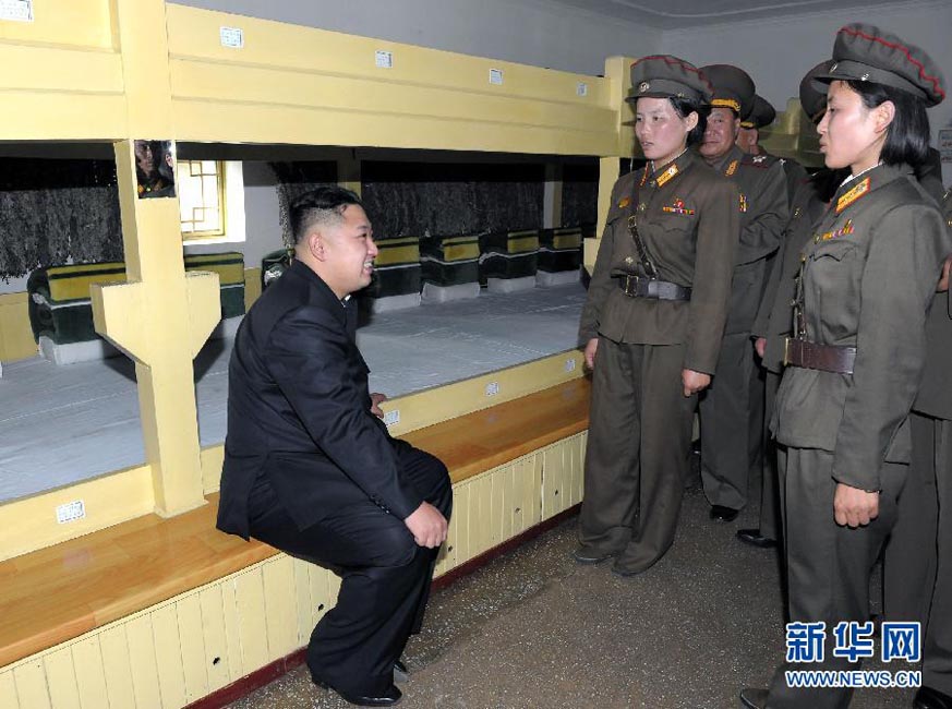 �������Ӳ쳯��������ֶ� ��Ů�����н�̸ 