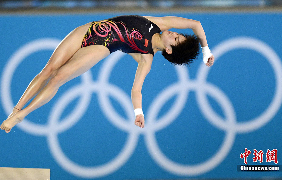 陈若琳女子单人10米跳台夺冠