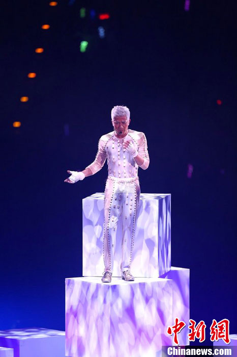 郭富城百变造型亮相台北小巨蛋