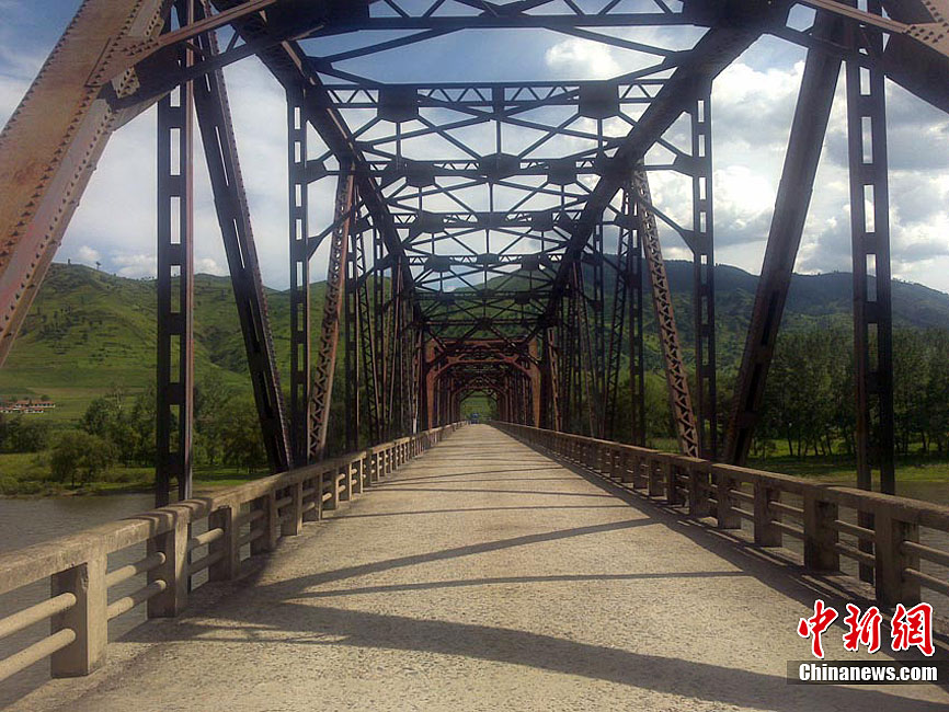 实拍中朝边境鸭绿江国境大桥16