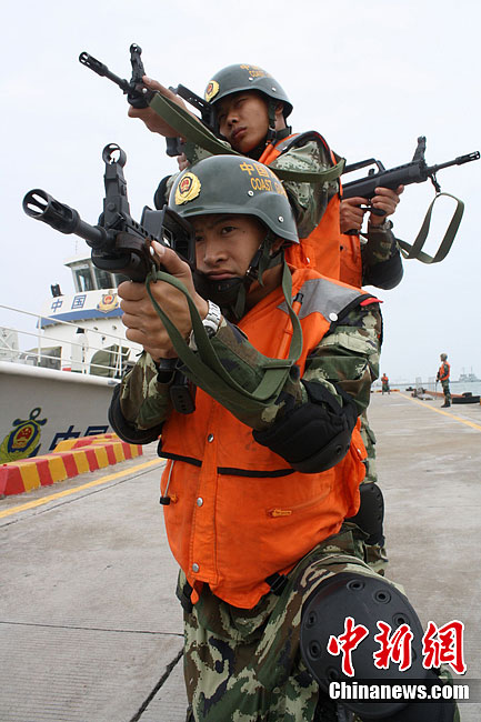 广西海警开展海上处突演练