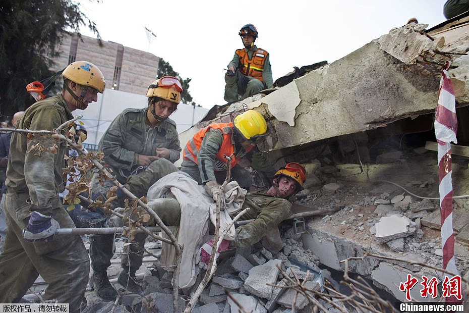 以色列军队举行地震灾难救援演习